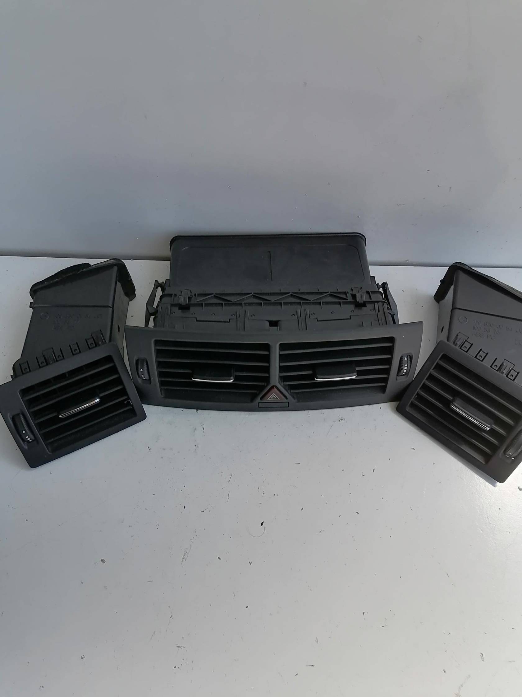 Bocchetta aria centr. cruscotto